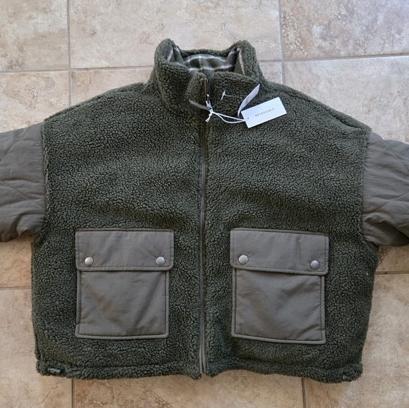 American Eagle Outfitters Jackets & Blazers - American Eagle Outfitters Olive Green Teddy Sherpa Jacket